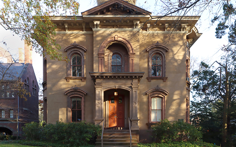 37 Hillhouse Avenue, prerenovation, photo by Ronnie Rysz, courtesy of Yale Office of Facilities